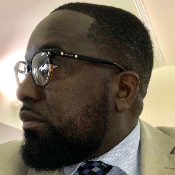 Meet your Posher, Devin - Picture 1 of 1